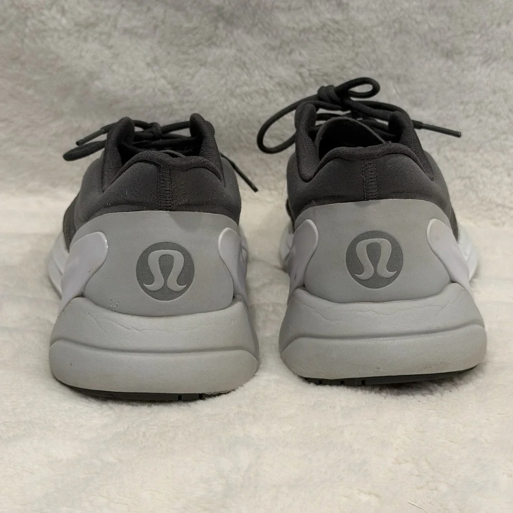 Lululemon Blissfeel Run 2 Shoes Black/Asphalt Grey Women's size 11